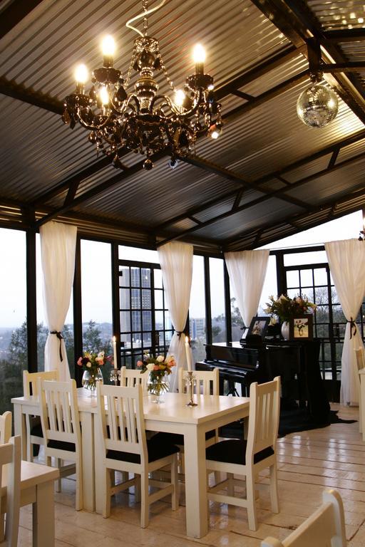 Zietsies Guest House Йоханесбург Екстериор снимка